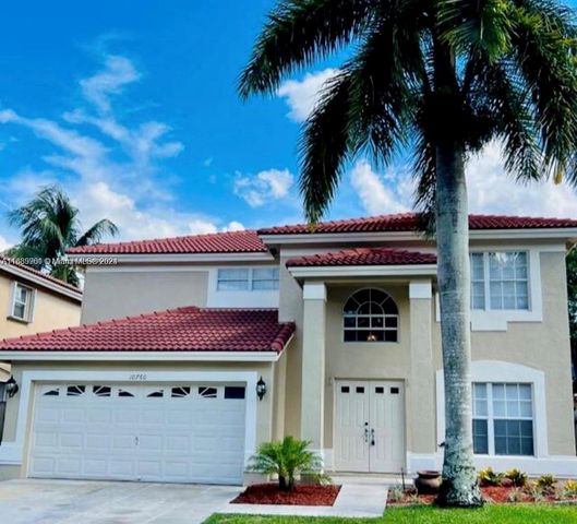 $3,950 | 10760 Lake Oak Way | Boca Chase