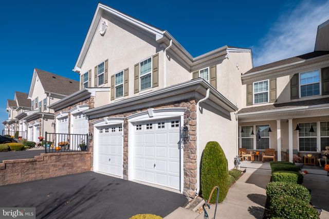 $450,000 | 6125 Delaware Crossing | Upper Saucon Township - Lehigh County