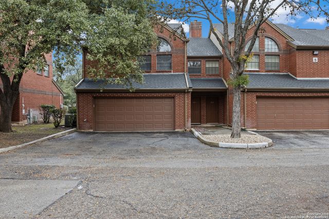 $285,000 | 7930 Roanoke Run, Unit 501 | San Antonio