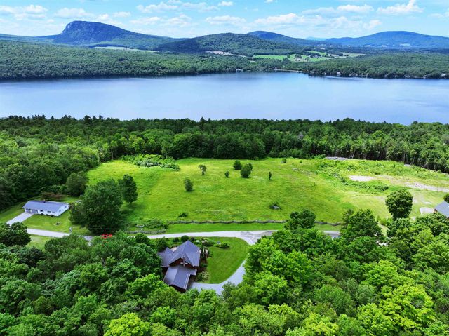 $829,500 | 273 Overlook Lane | Westmore