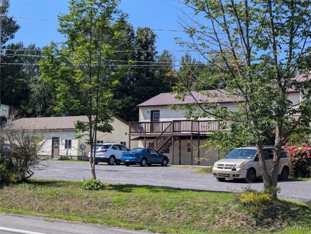 $369,000 | 8013 Highway 13 | Vienna