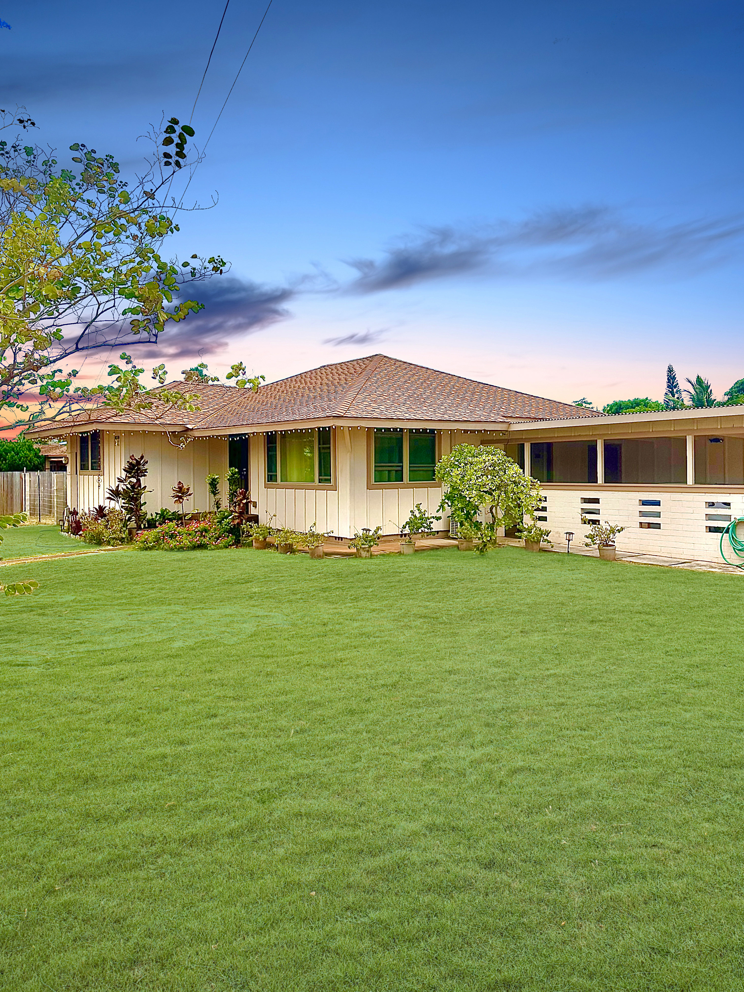 8456 Elepaio Road, Kekaha, Kauai.