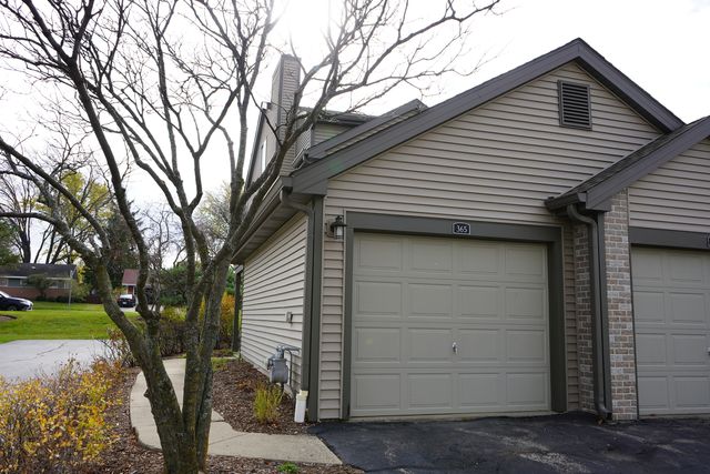 $1,975 | 365 Grissom Court, Unit 365 | Hoffman Estates