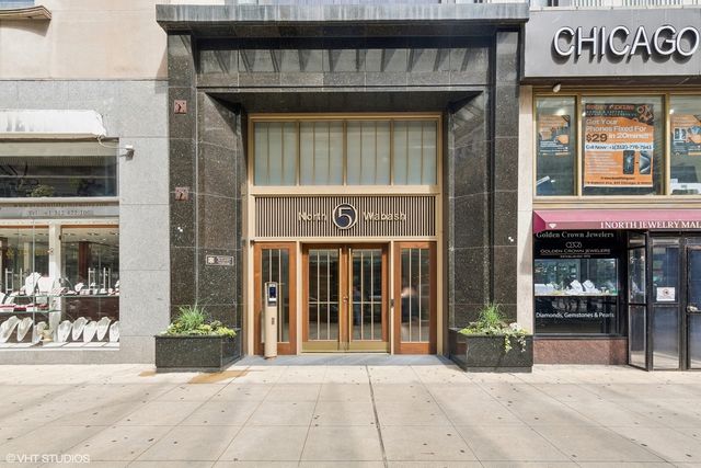 $232,500 | 5 North Wabash Avenue, Unit 706 | The Loop