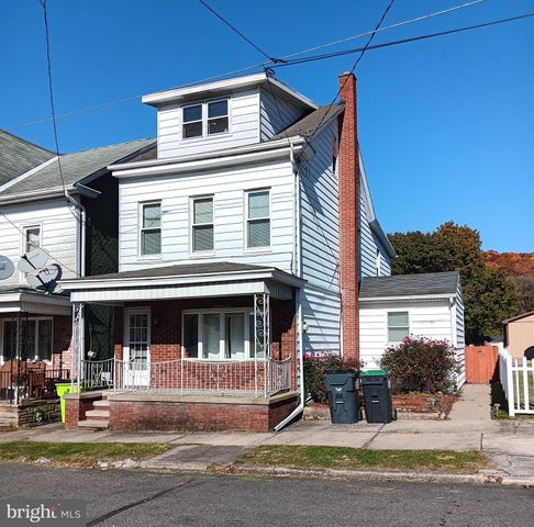 $179,900 | 618 McKnight Street | Gordon