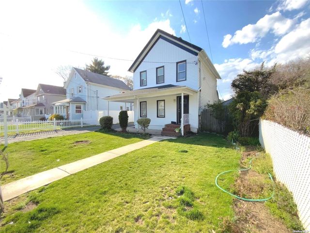 $730,000 | 57 Thorne Avenue | Hempstead Village