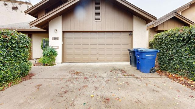 $409,950 | 1805 Oak Leaf Drive | La Loma