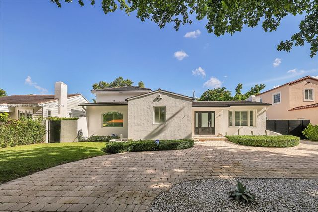 $2,699,000 | 440 Zamora Avenue | Granada