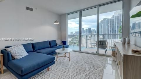 $3,100 | 1750 North Bayshore Drive, Unit 1712 | Edgewater