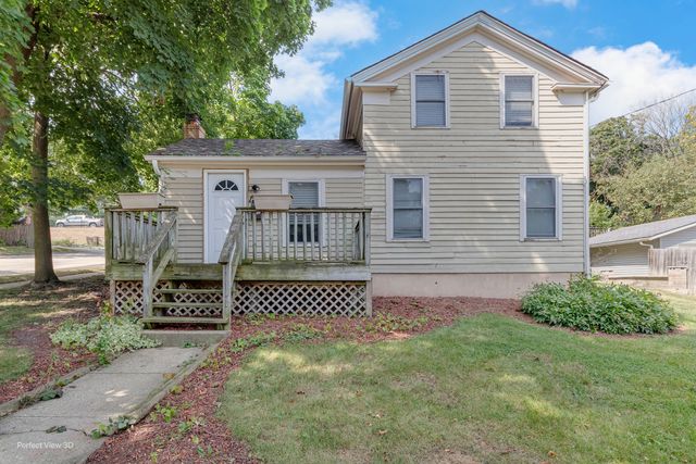 $287,500 | 121 South 4th Street | St. Charles