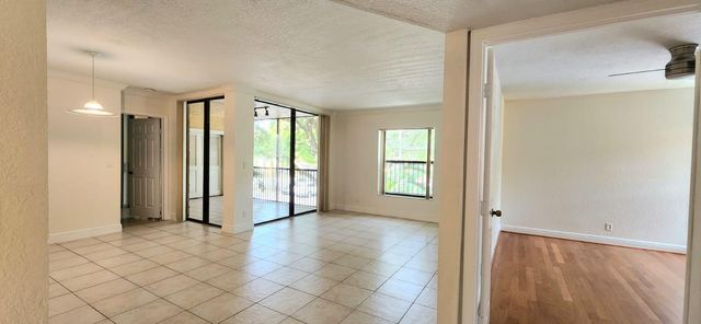 $2,350 | 3843 Coral Tree Circle, Unit 3843 | Coral Gate