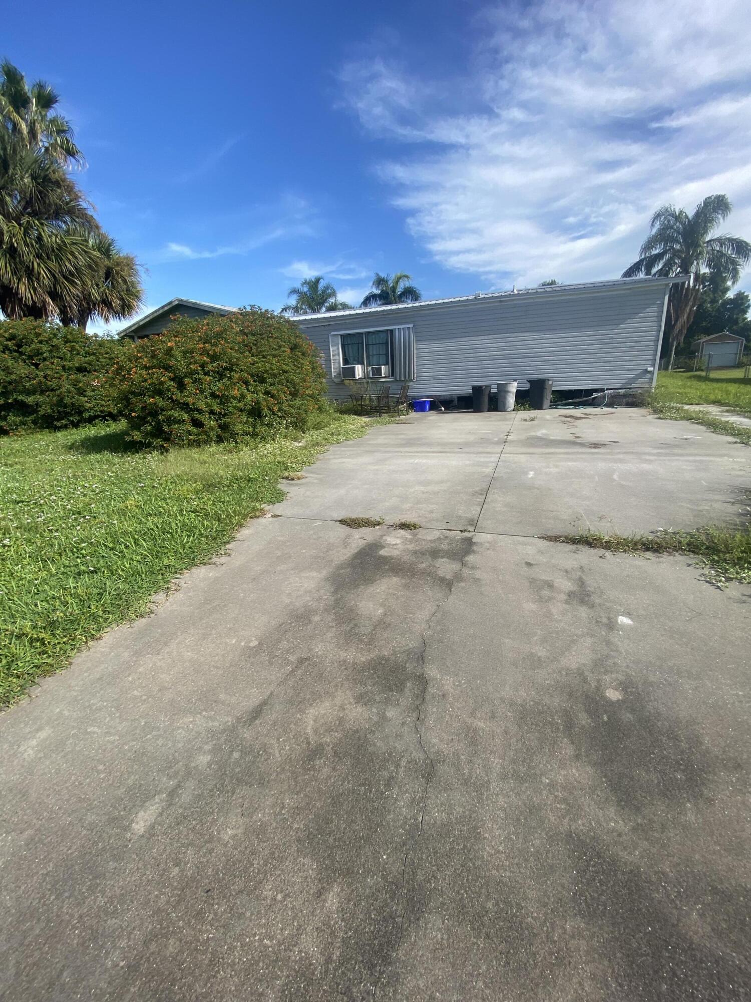 Land for Sale Oak Hammock, FL - 24 Lots For Sale