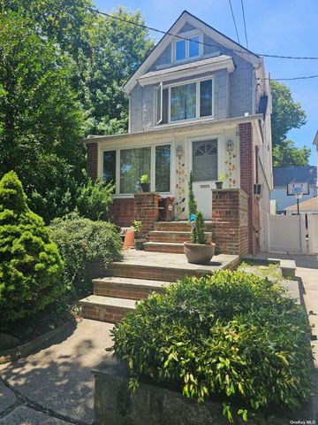 $999,999 | 89-01 69th Avenue | Forest Hills