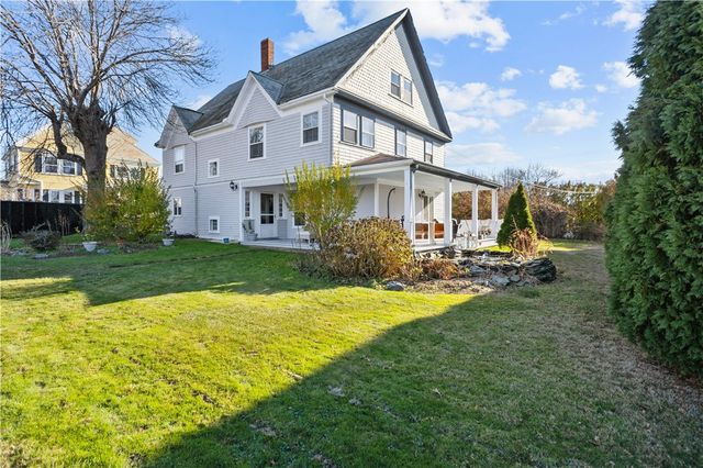 $2,700,000 | 4 Renfrew Park | Newport East