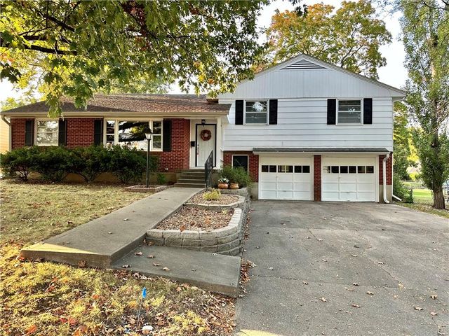 $255,000 | 314 Johnson Avenue | Warrensburg