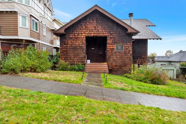 $4,995 | 1234 3rd Avenue North | East Queen Anne