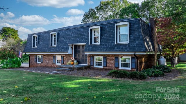 $330,000 | 1867 Shannon Drive | Newton Township - Catawba County