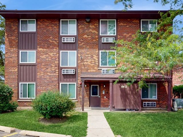 $1,400 | 29-w542 Country Ridge Drive, Unit A | Warrenville