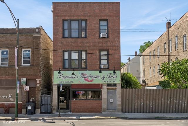 $850,000 | 2653 West Cermak Road | South Lawndale