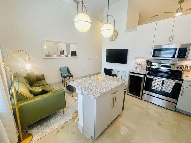 $2,299 | 13701 Montfort Drive, Unit 1141 | Midtown