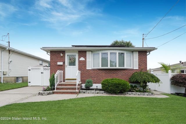 $800,000 | 11 Eastman Street | Eltingville