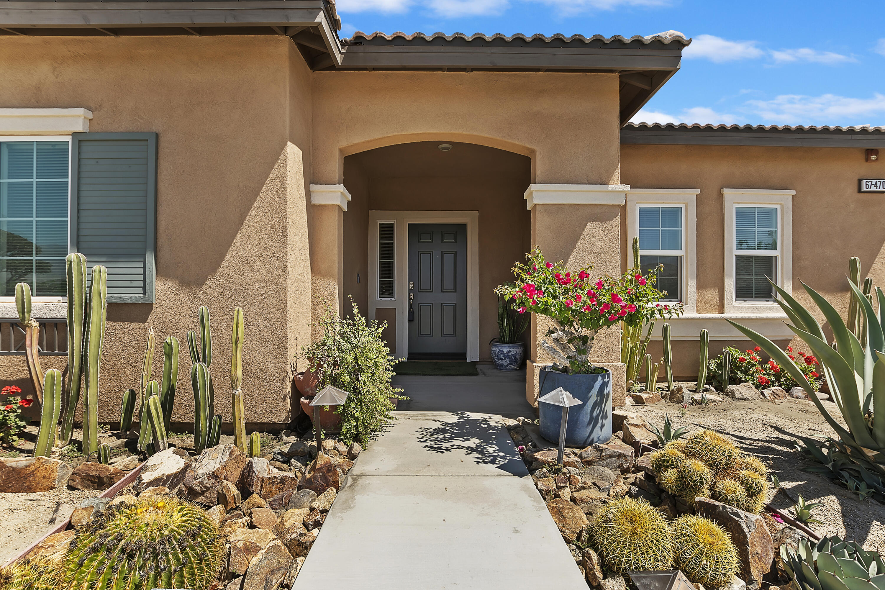 a house view with a outdoor space