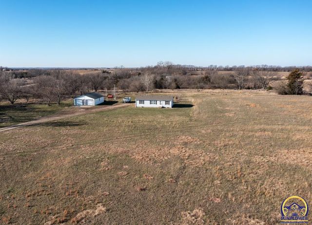 $287,360 | 18821 South Shawnee Heights Road | Junction Township - Osage County