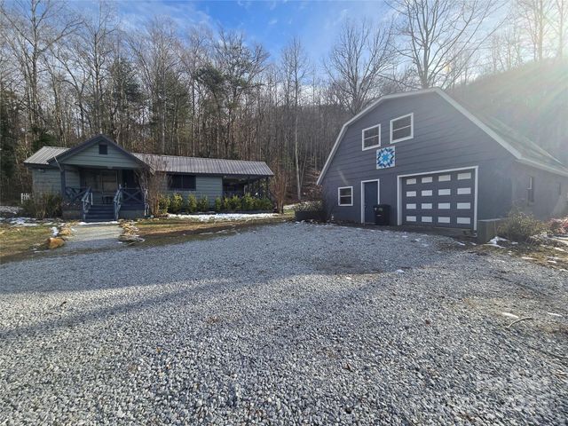 $420,000 | 50 Buddy Gap Road | Smithbridge Township - Macon County