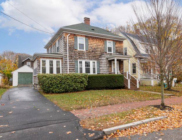 $660,000 | 16 Wolcott Street | Rosemont