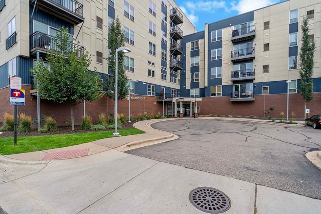 $195,000 | 1502 5th Street North, Unit 401 | Hopkins