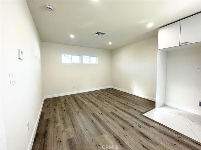 $2,300 | 8506 Melvin Avenue | Northridge