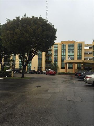 $259,900 | 11750 Southwest 18th Street, Unit 4281 | International Park