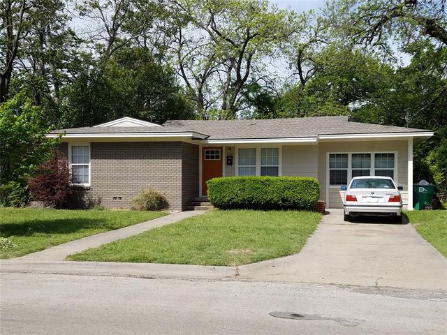 $245,000 | 905 Alice Street | Denton