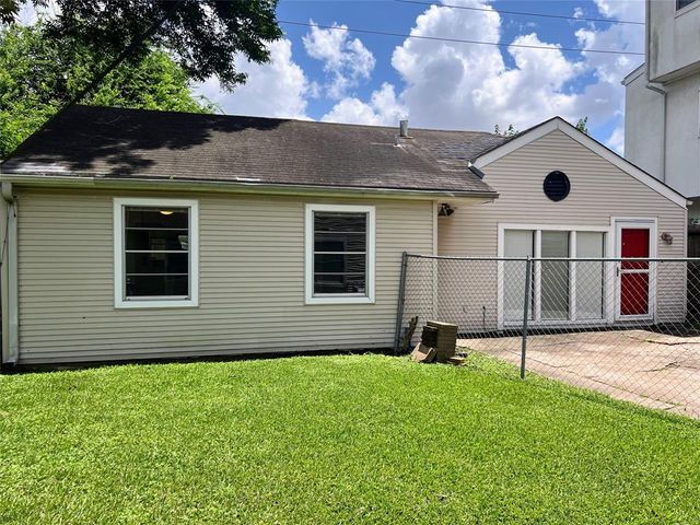 $1,200 | 2501 Dorrington Street | Braeswood