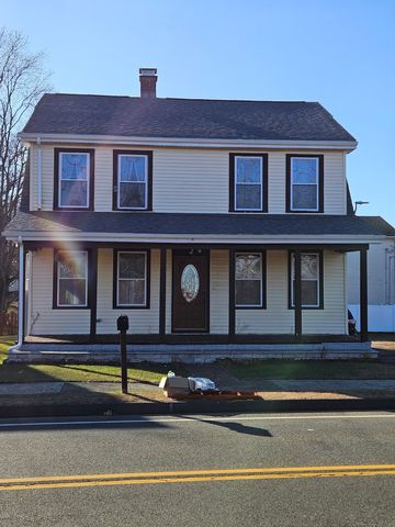 $349,900 | 120 South End Road | West Haven East Shore