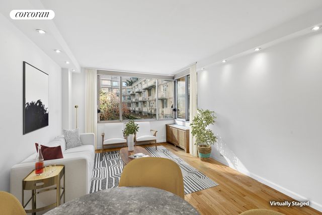 $815,000 | 393 West 49th Street, Unit 3HH | Hell's Kitchen