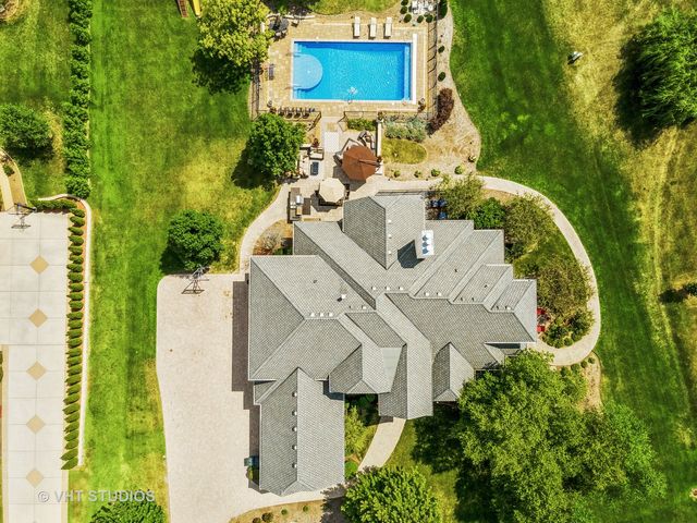 $1,300,000 | 110 Forest Edge Drive | Palos Park