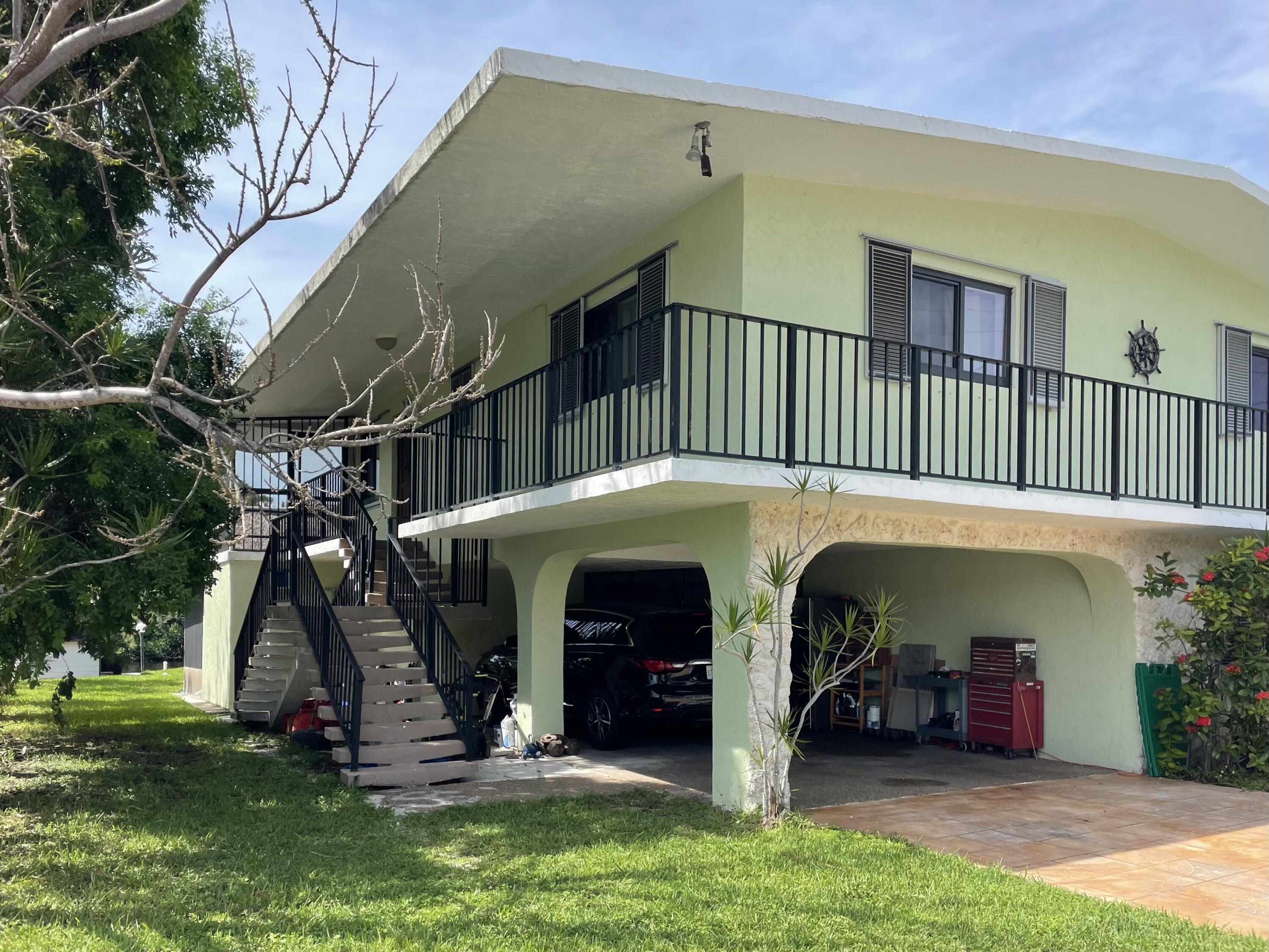 a view of a entryway front of house