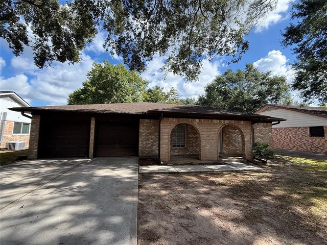 $250,000 | 212 Engelwood | League City