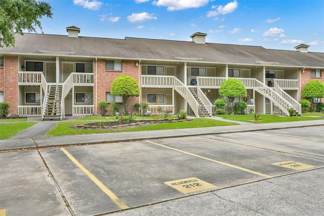 $895 | 14949 Highway 105 West, Unit 209 | Conroe