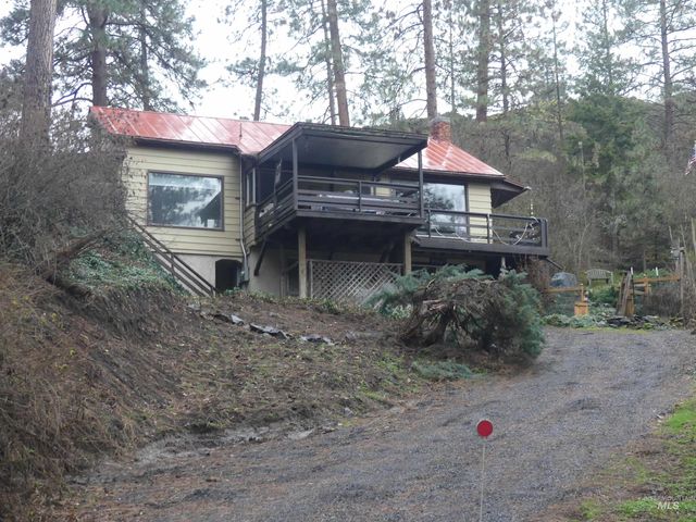 $275,000 | 38112 Highway 12