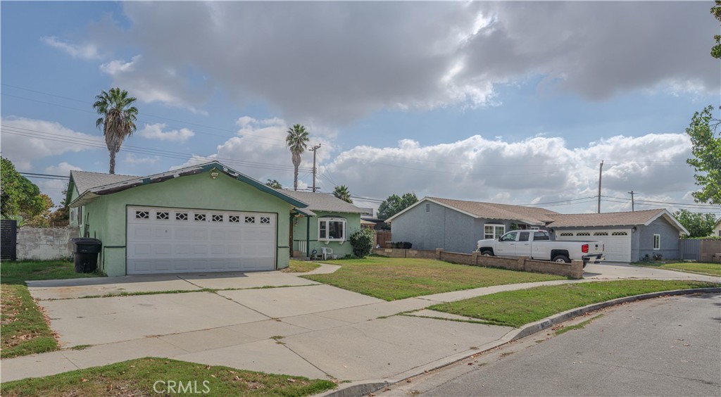 14212 Taft Street Garden Grove CA 92843 Compass