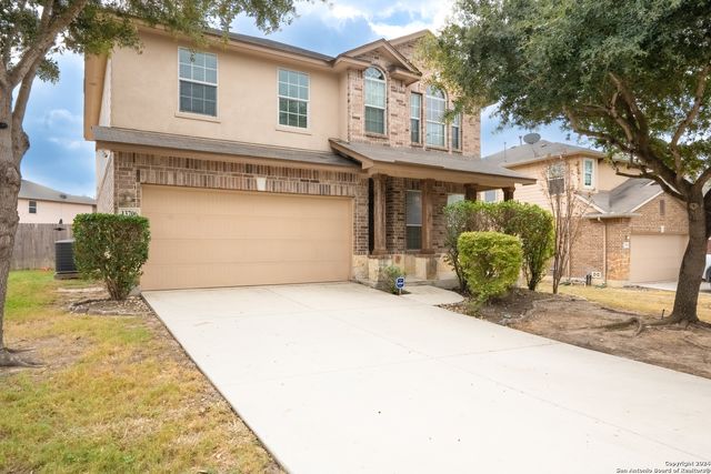 $324,900 | 13706 Tivoli Gardens | Live Oak