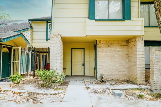 $2,000 | 12713 Carvel Lane | Alief