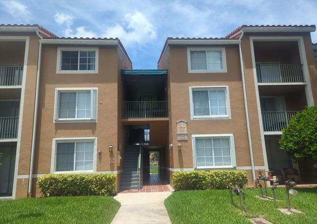 $249,900 | 7912 Sonoma Springs Circle, Unit 303