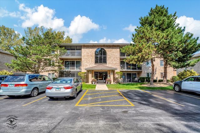 $215,000 | 4920 134th Court, Unit 205 | Crestwood