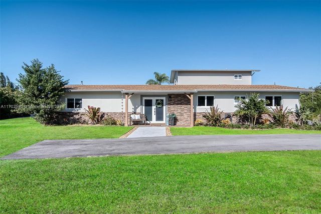 $1,095,000 | 19450 Southwest 125th Avenue | South Miami Heights