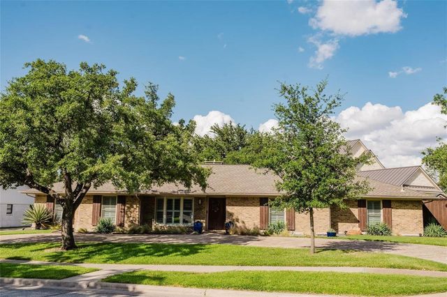 $4,500 | 3257 Brookhaven Club Drive | Central Farmers Branch