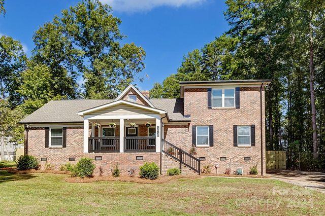 $425,000 | 4640 Hamilton Circle | Hamilton Circle