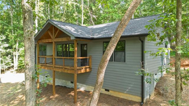 $325,000 | 101 Glen Hollow Court | Beaver Lake